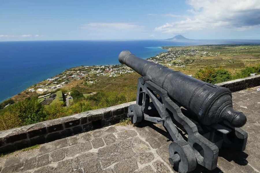 Basseterre: Brimstone Hill Fortress & Beach Shore Excursion - Basseterre and the former slave market