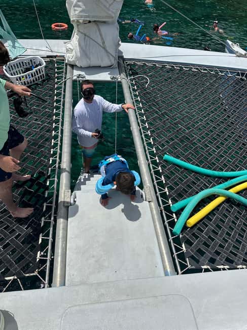 Half Day Sail and Snorkel - What Makes the Crew Important
