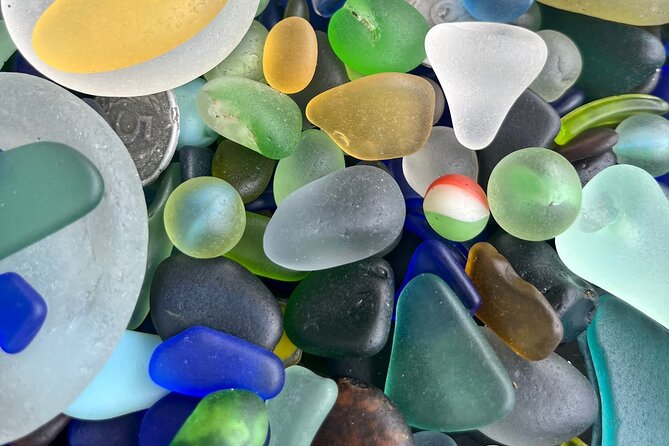 Hike St. Kitts: Sea Glass Discovery at Volcanic Beach - A short tropical walk before the shore