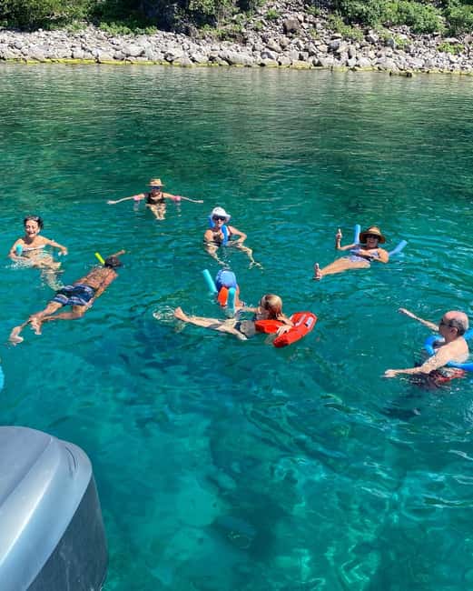 PRIVATE POWER CATAMARAN - Who should book this outing?