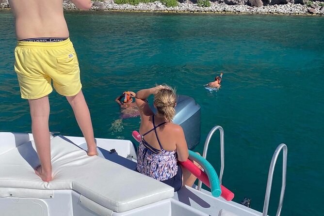 Private Power Catamaran Adventure in Saint Kitts and Nevis - Pinney’s Beach, Sunshine’s, and lunch on Nevis