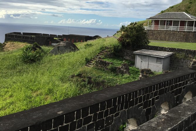 Scenic Romney Manor & Timothy Hill or Panoramic Brimstone Hill - Should you book the St. Kitts island tour?