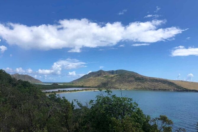 St Kitts 360 Island Sightseeing Tour - Middle Island and Brimstone Hill need careful expectations