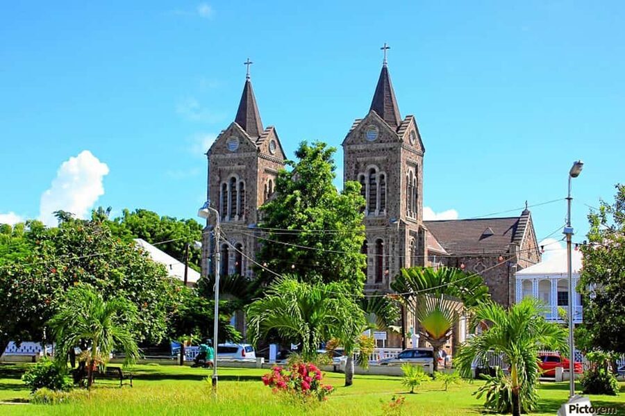 St. Kitts: Basseterre, Royal Highlight Tour - Brimstone Hill if the schedule allows