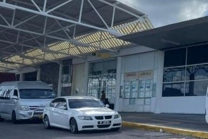 St Kitts & Nevis Airport Roundtrip Transfers - Safety, Group Size, and What the Price Covers