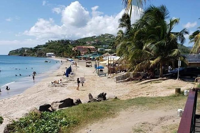 St Kitts Scenic Island Tour For Private Groups - Romney Manor and Caribelle Batik