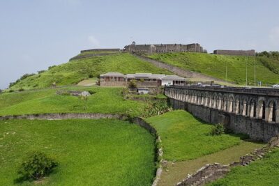 St Kitts Sightseeing Tour to Brimstone Hill Fortress with Beach Visit