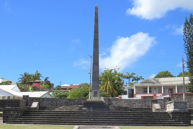 St Kitts Traditional Lunch & Half Day Island Tour - A quick introduction to St. Kitts in half a day